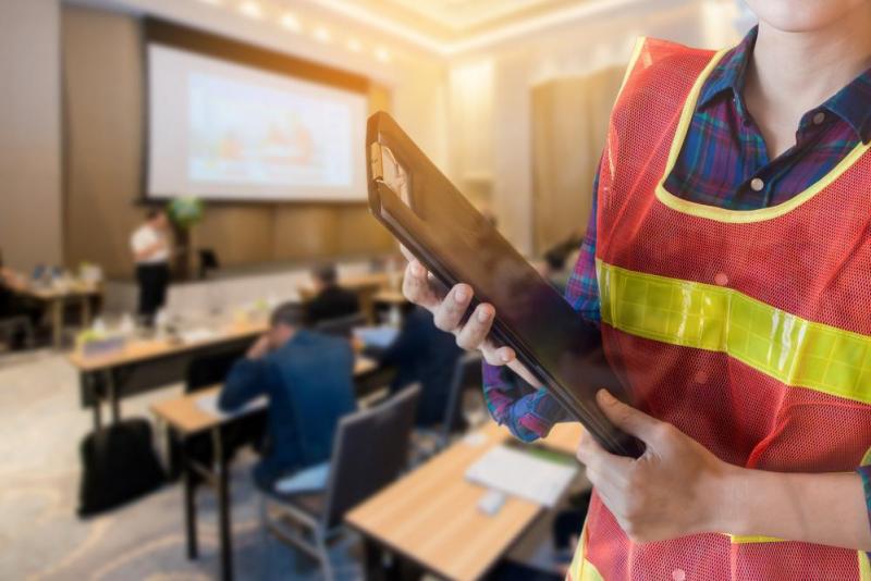 Le titre professionnel, dipl&ocirc;me reconnu qui facilite l'emploi