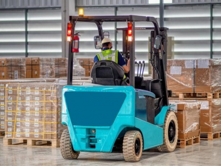 Habilitation ou CACES, quelle diff&eacute;rence pour conduire un engin &agrave; Denain ?